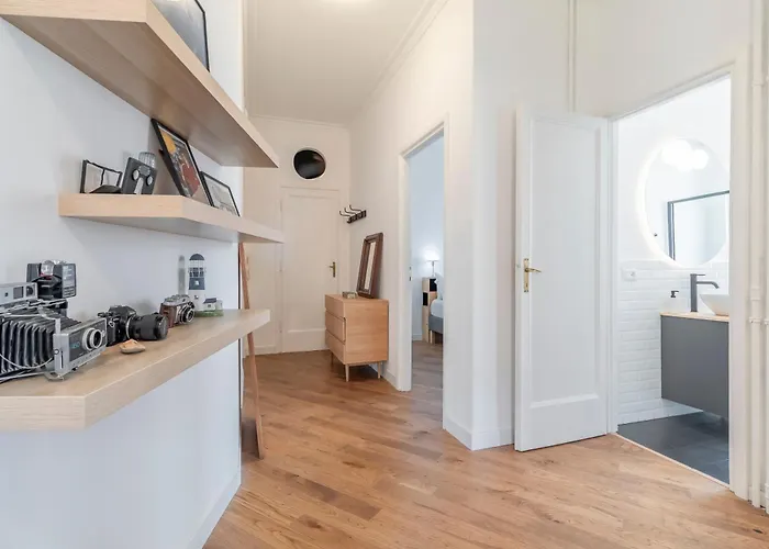 Aurealiving - Satrico Cozy Fast Wifi And Air Conditioning Apartment *