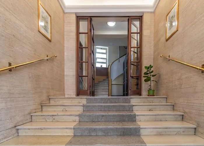 Aurealiving - Satrico Cozy Fast Wifi And Air Conditioning Apartment Rom